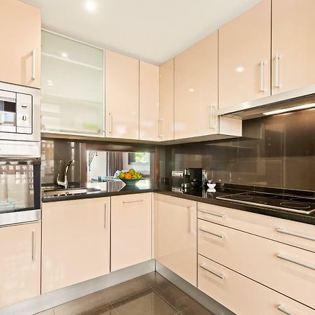 Bahia De La Plata Luxury Apartments Estepona Eksteriør billede