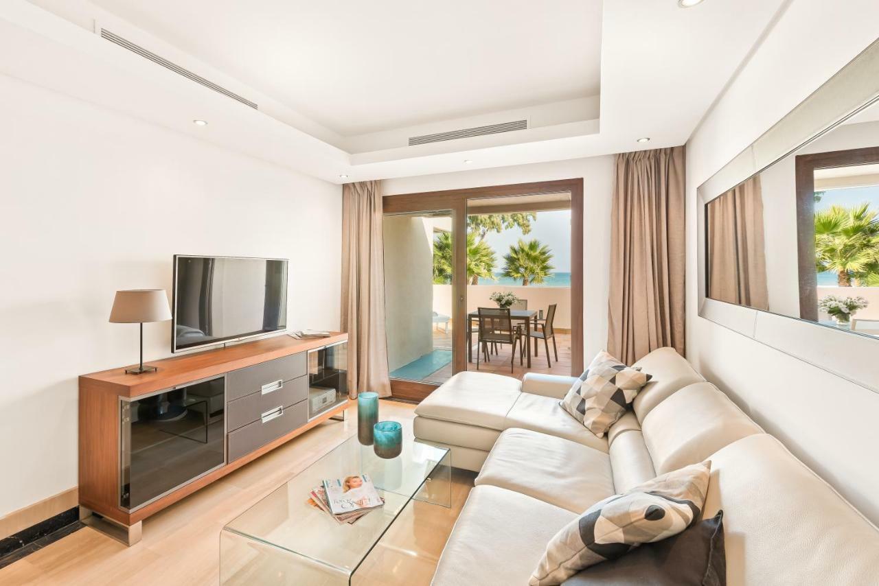 Bahia De La Plata Luxury Apartments Estepona Eksteriør billede