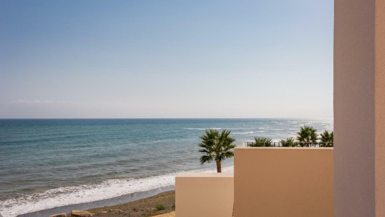Bahia De La Plata Luxury Apartments Estepona Eksteriør billede