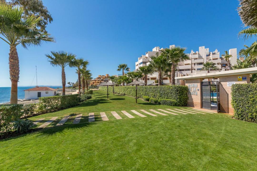 Bahia De La Plata Luxury Apartments Estepona Eksteriør billede